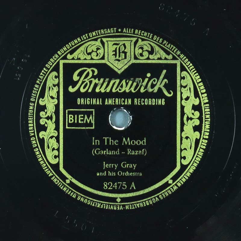 In The Mood / A String Of Pearl